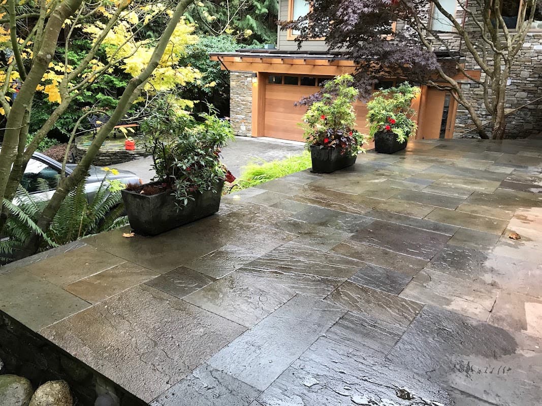 Mainsource landscape, photograph 3 of Abbotsford