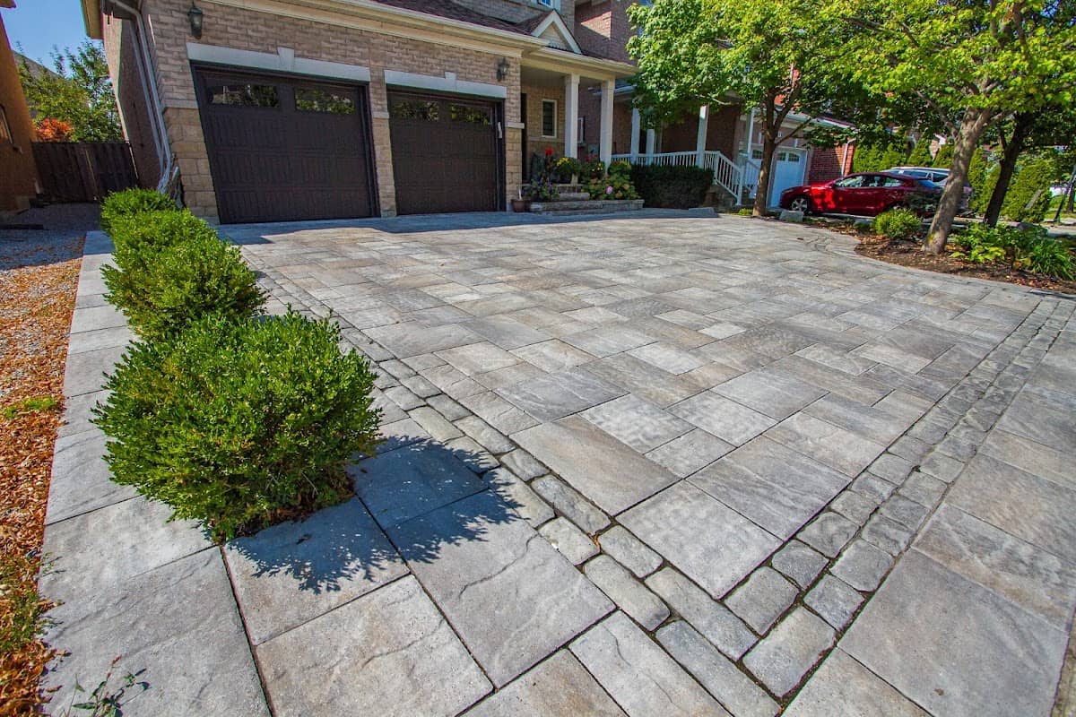 Majestic Stone Landscaping, photograph 3 of Richmond Hill