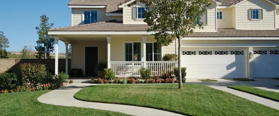 lawn care by Master Yaggy's Lawn Maintenance in Abbotsford