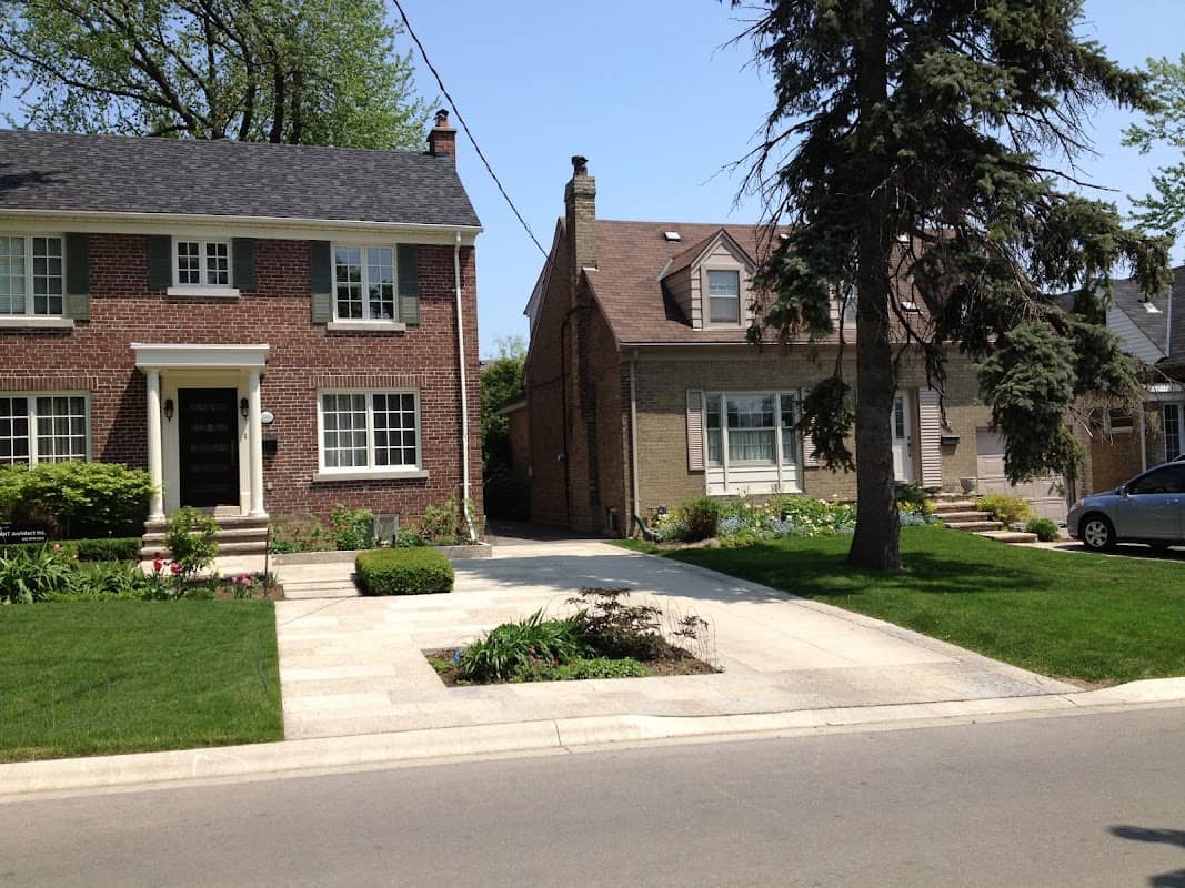 interlocking by METRO PAVERS Inc. in Willowdale