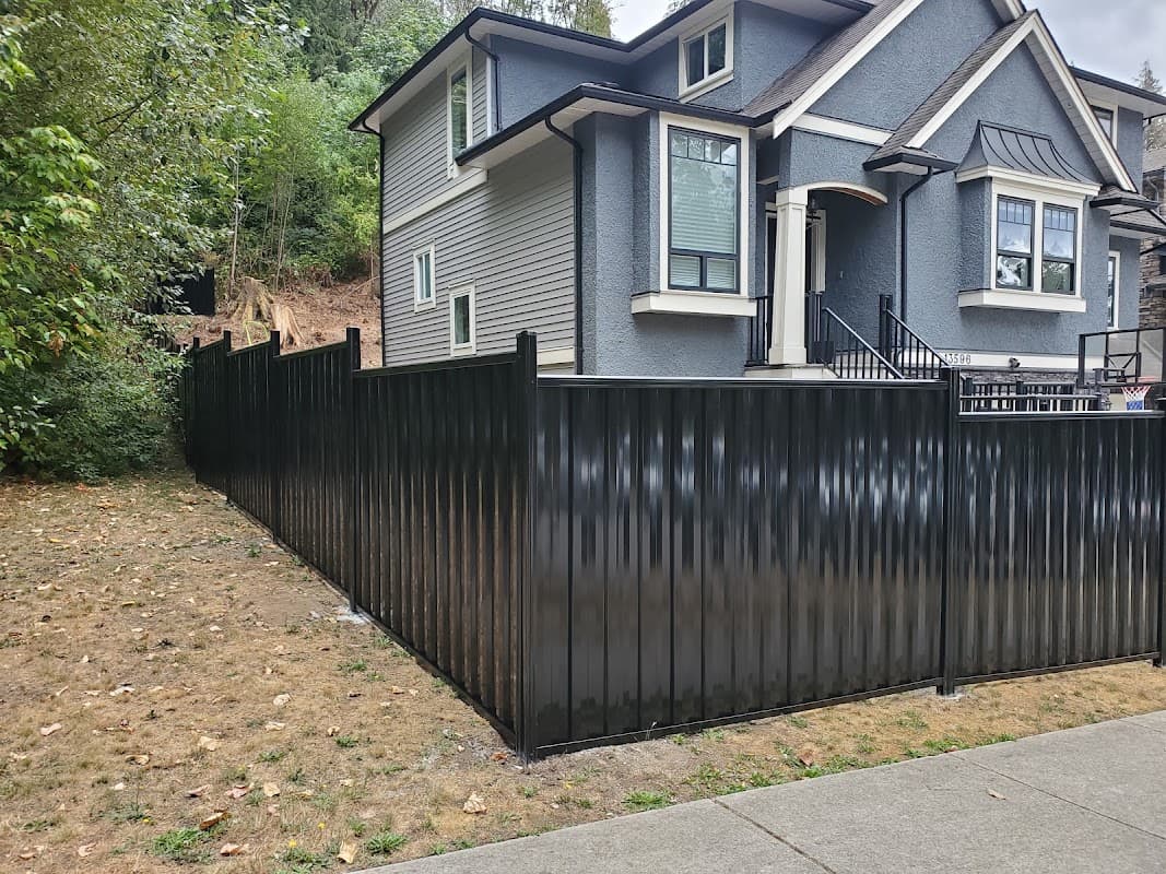 Metropolitan Fence and Gate Ltd., photograph 2 of Cloverdale