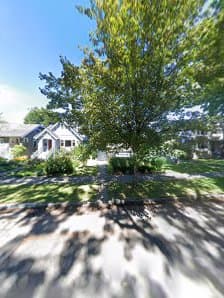 Mowology Lawns & Landscapes, photograph 2 of Kitsilano