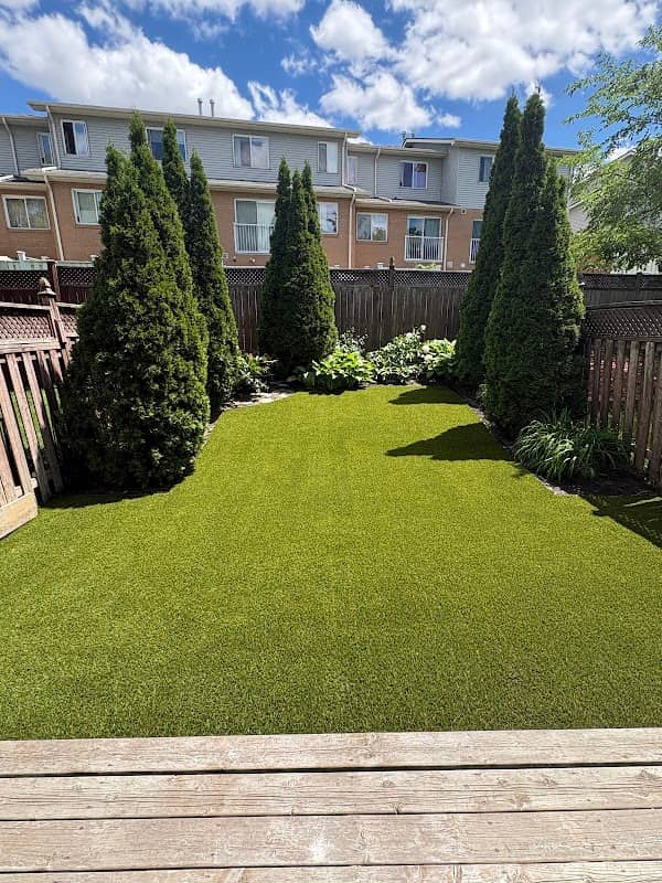 Noblegreen Turf & Landscaping - Toronto Artificial Grass, photograph 2 of Willowdale