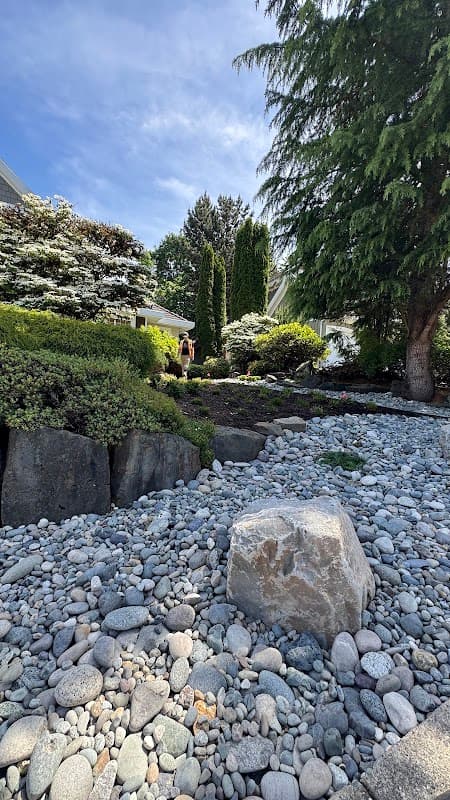 landscape design by Okada Earthscape - Vancouver in Dundarave