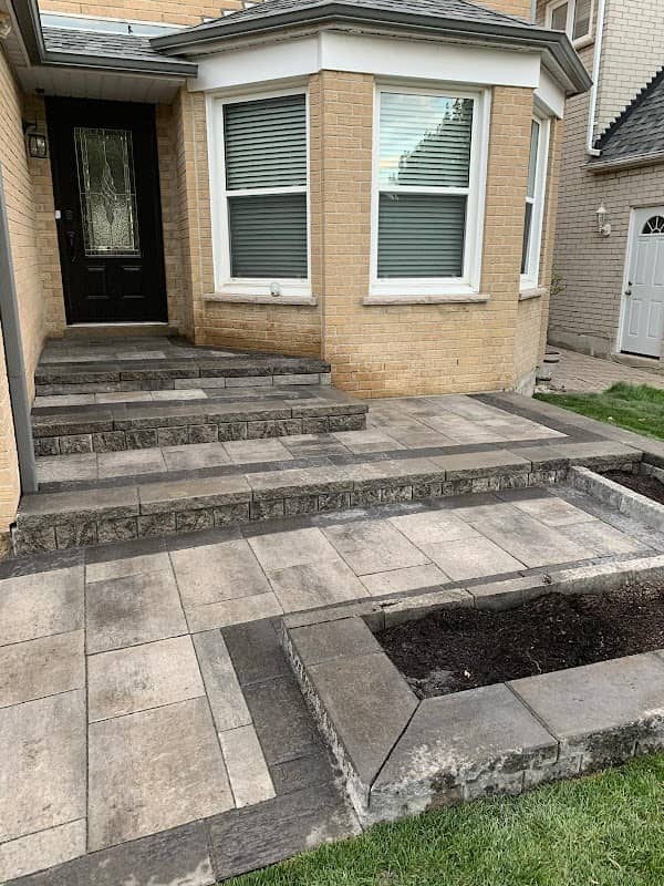 Ontario Quality Landscaping, photograph 2 of Richmond Hill