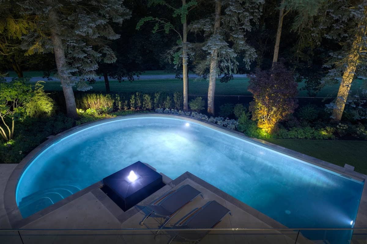 landscape design by Oriole Landscaping Ltd in Don Mills