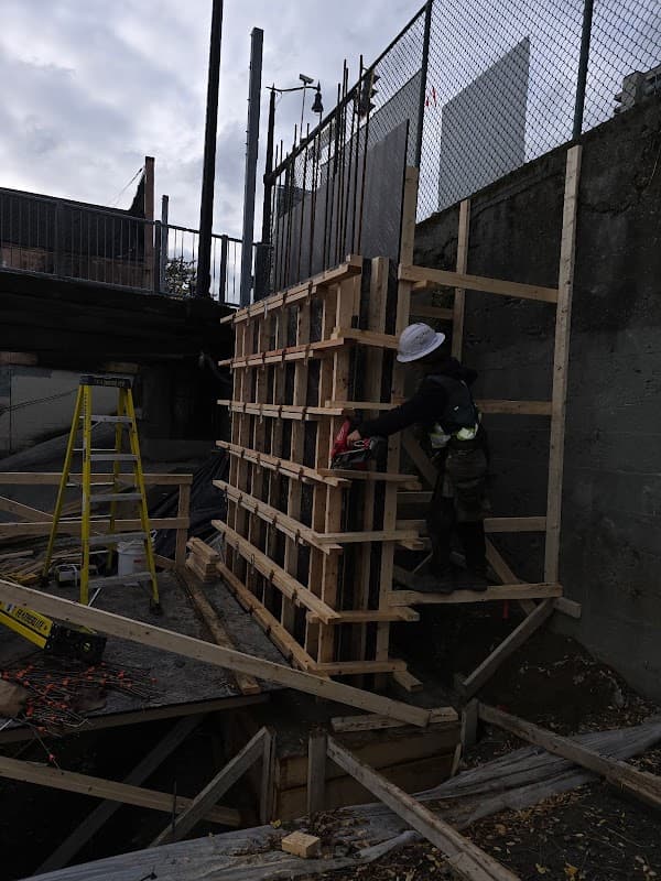 Point Form Concrete, photograph 2 of Abbotsford