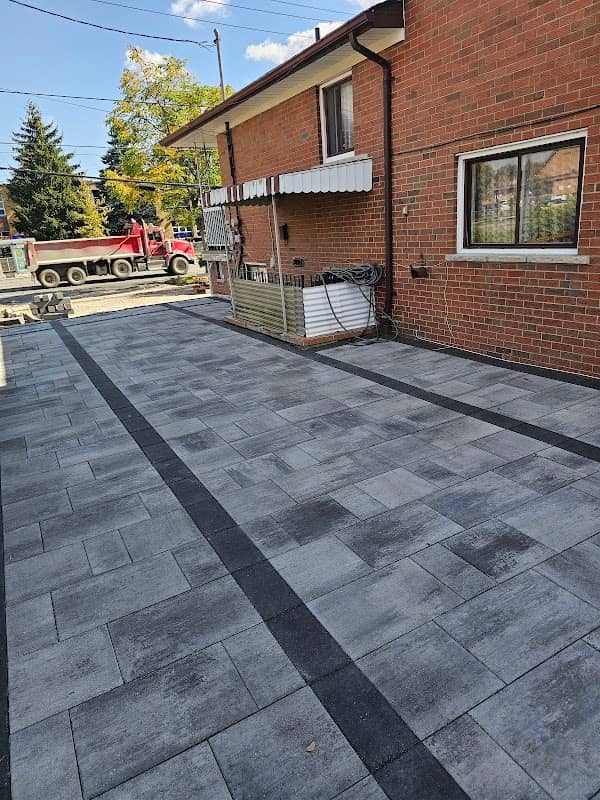 Premium Interlocking Installation, photograph 2 of The Junction