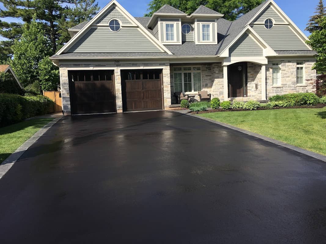 PSQ Landscaping & Asphalt Sealing, photograph 2 of Oakville
