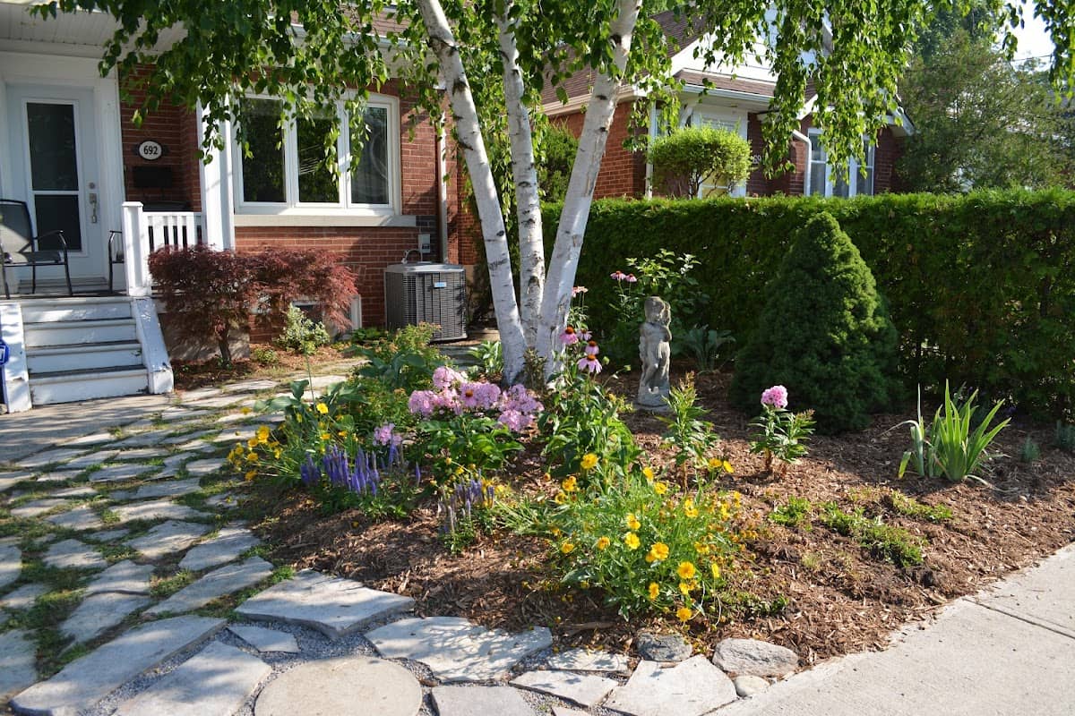 Raindrop Gardening, photograph 2 of East York