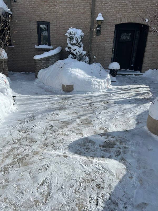 landscaping by Royal Landscaping in Willowdale