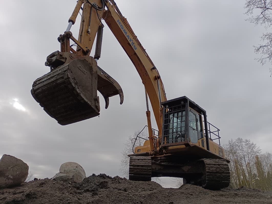 Ruck Excavating Ltd, photograph 2 of Pitt Meadows