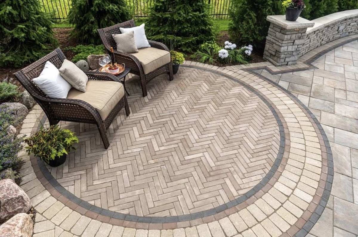 landscaping by Runsview Landscaping in Willowdale