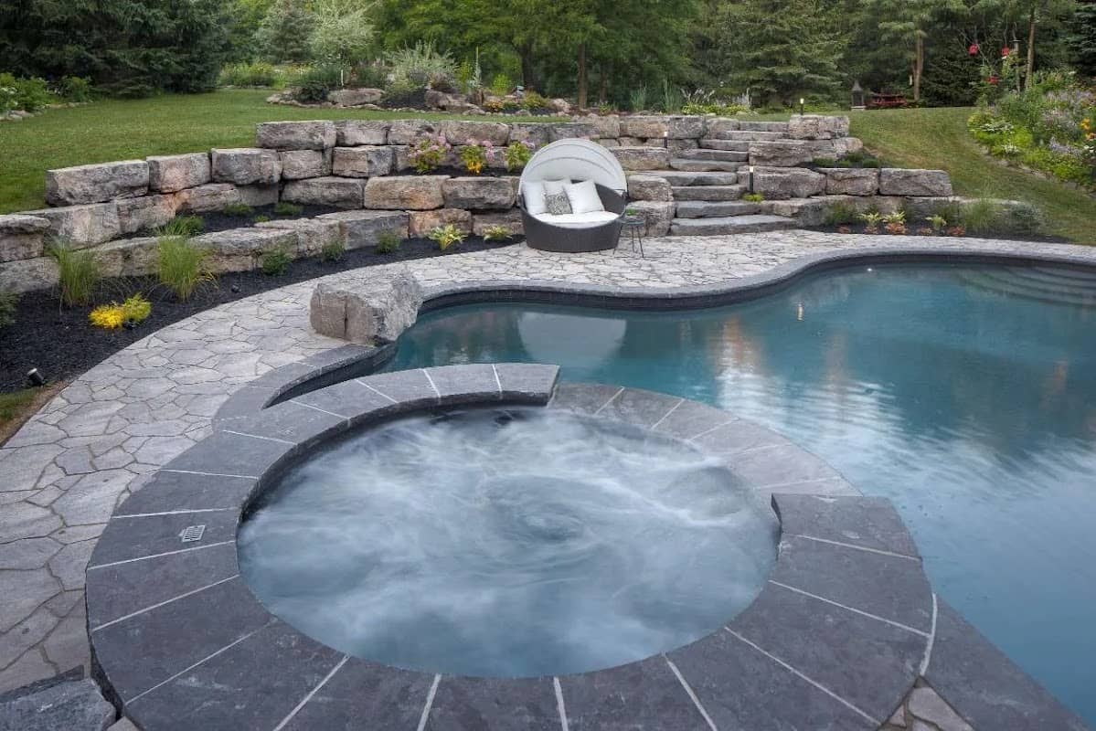 Runsview Landscaping, photograph 4 of Willowdale