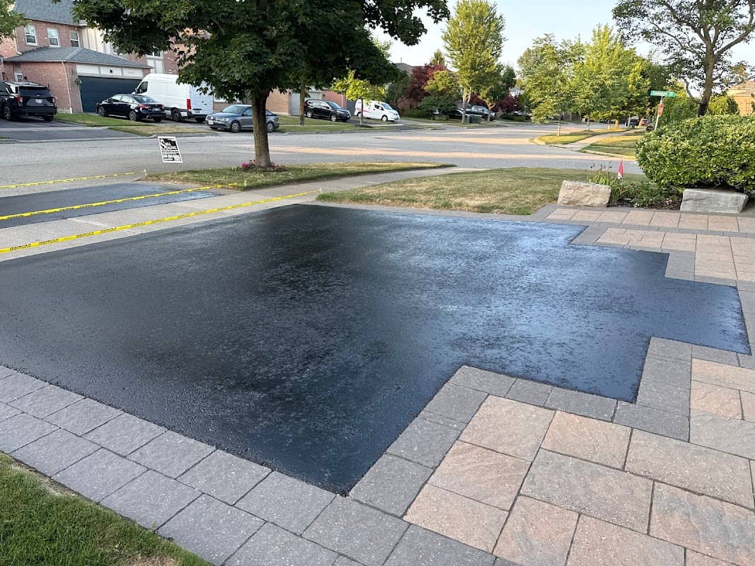 Saga Sealing, photograph 4 of Scarborough Town Centre