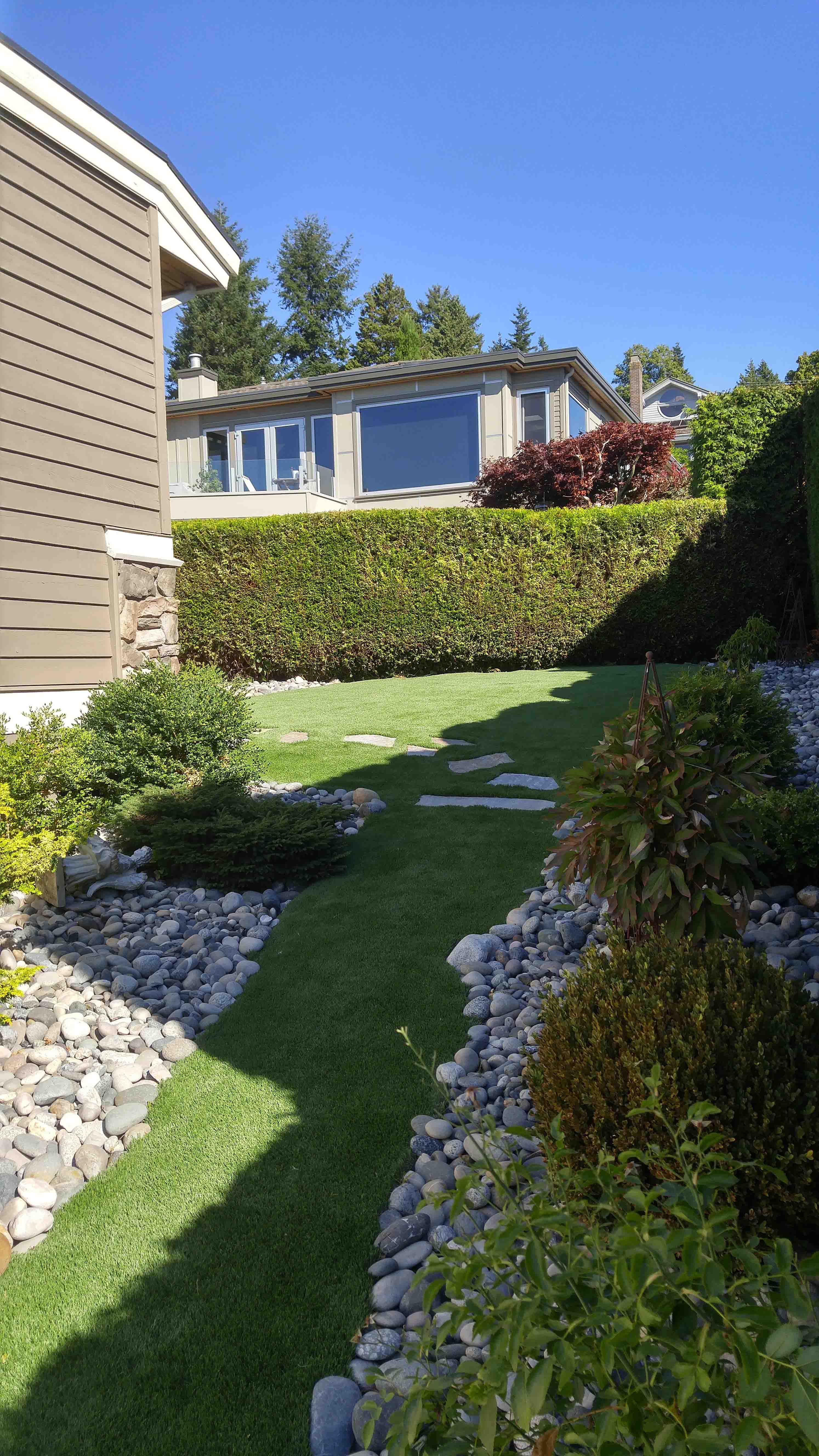 Shawn's Lawns, photograph 3 of Cloverdale