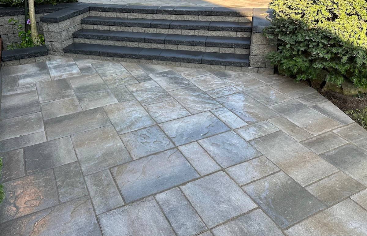 landscape design by Signature Landscape Construction in Mississauga