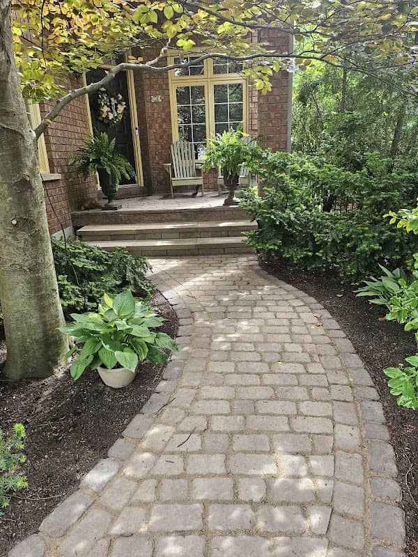 Stone King Landscape & Design Inc., photograph 4 of Willowdale