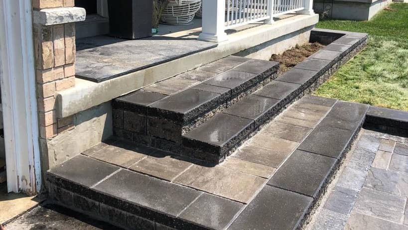 landscape design by Stone Setters Interlocking in Markham