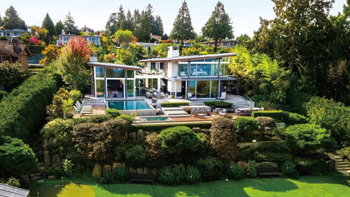 landscaping by TerraCrest Landscaping of West Vancouver in Dundarave