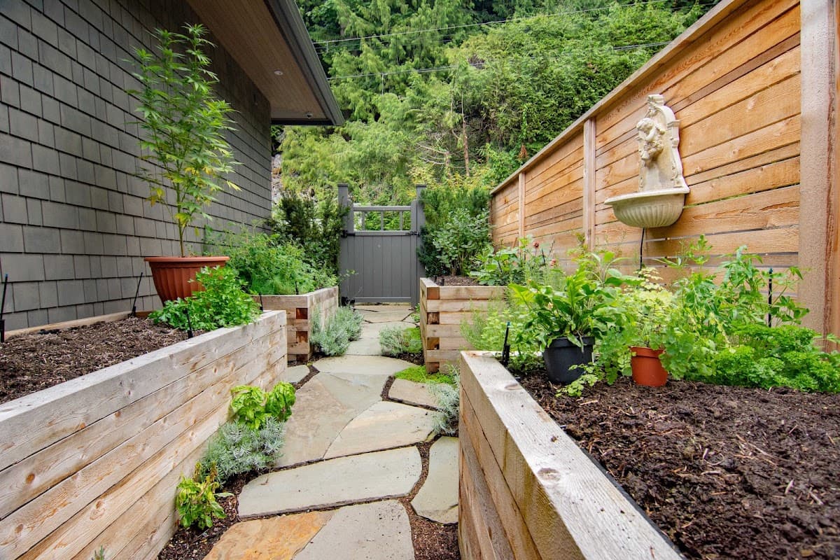 Thaysen Landscapes Inc, photograph 3 of Grandview-Woodland