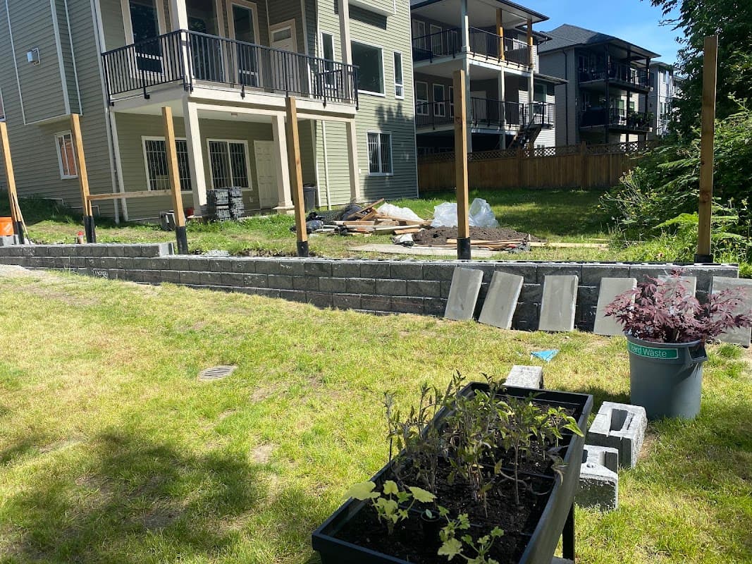 Top Fox Landscaping, photograph 2 of Cloverdale