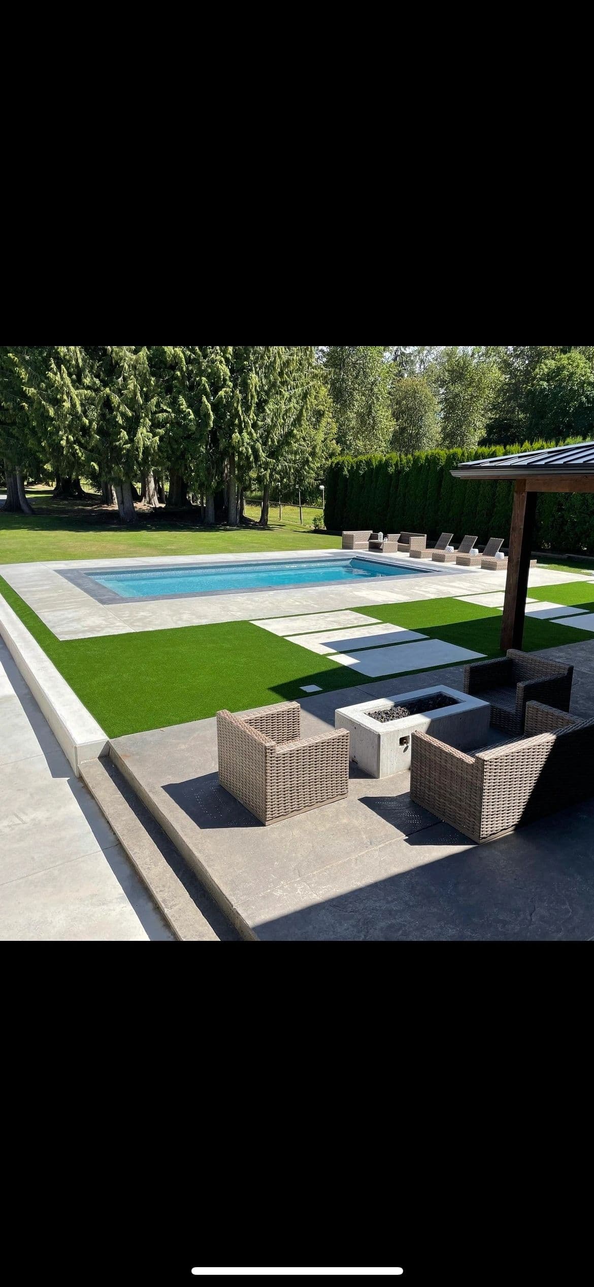 Vandyk Lawn & Landscape Ltd, photograph 4 of Cloverdale