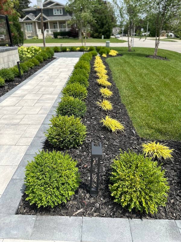 property maintenance by Willow Landscape Inc. in Oakville